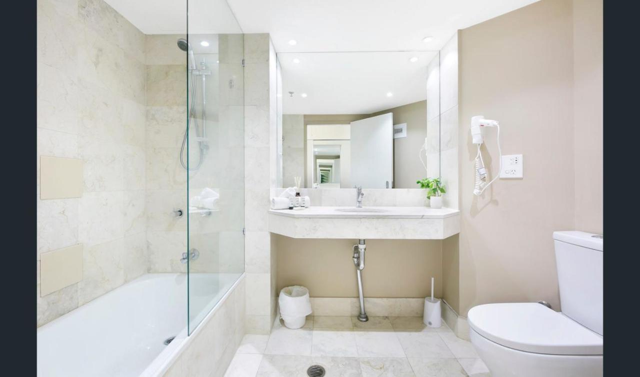 Close To Everything! Beautiful Hotel Studio'S, Sleeps 4 Гоулд Коуст Екстериор снимка