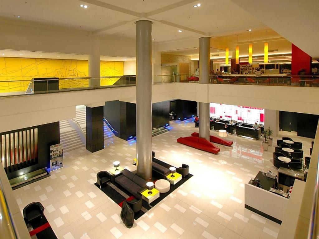 Close To Everything! Beautiful Hotel Studio'S, Sleeps 4 Гоулд Коуст Екстериор снимка